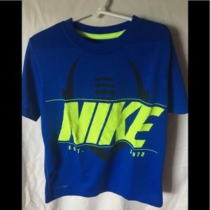 Nike dri fit tshirt